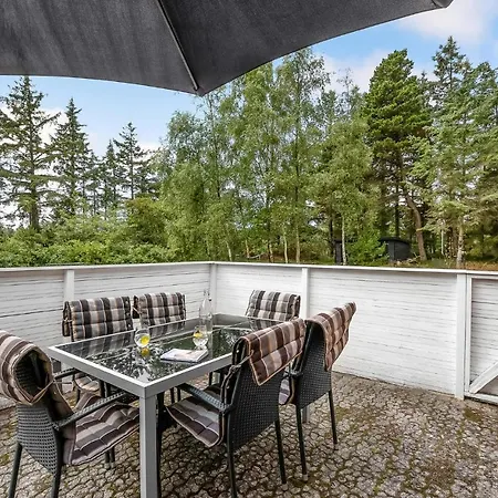 Stunning In With Kitchen * Blåvand